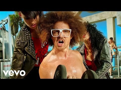 LMFAO – Sexy and I Know It