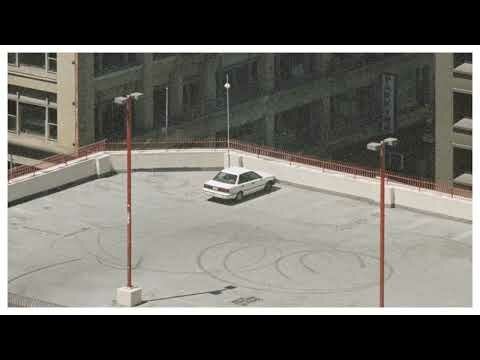 Arctic Monkeys – There’d Better Be A Mirrorball