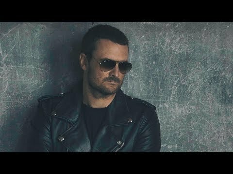 Eric Church – Like a Wrecking Ball